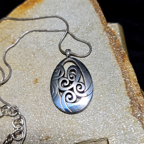 Brighton Necklace - Picture 1 of 6